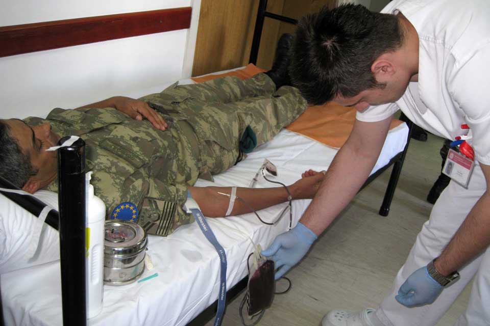 Donating blood in Camp Butmir