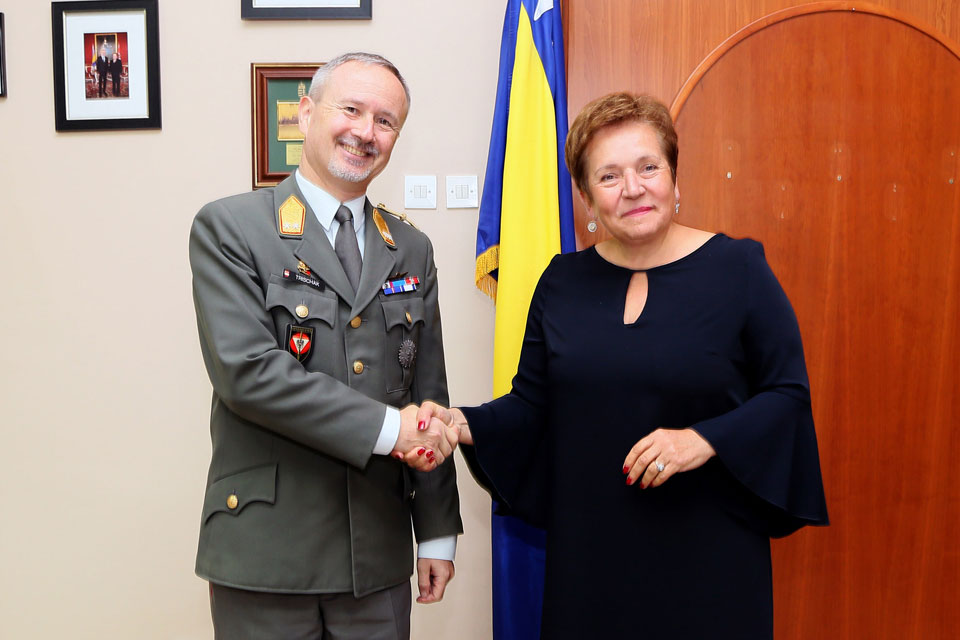 COM EUFOR meets with Minister of Defence