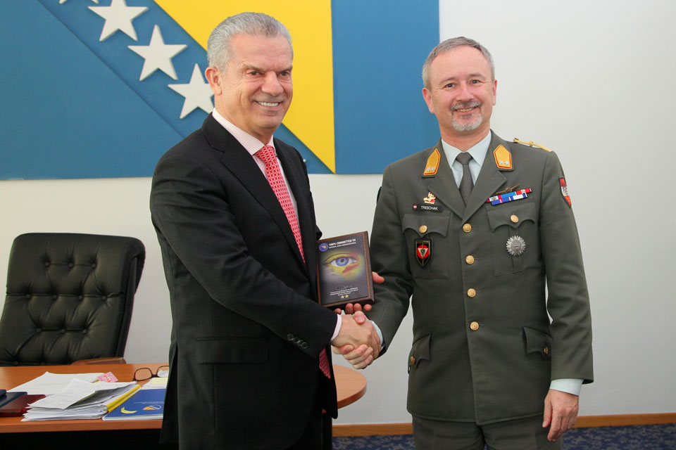 COMEUFOR meets new Minister of Security for BiH