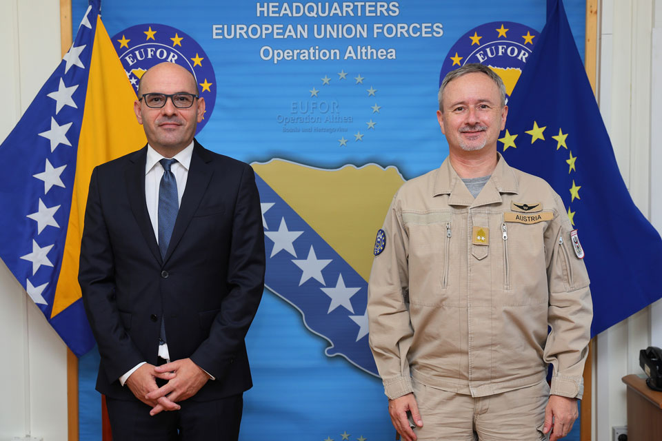 Commander EUFOR receives Mr Aleksandar Đorđević, Ambassador of the Republic of Serbia to BiH