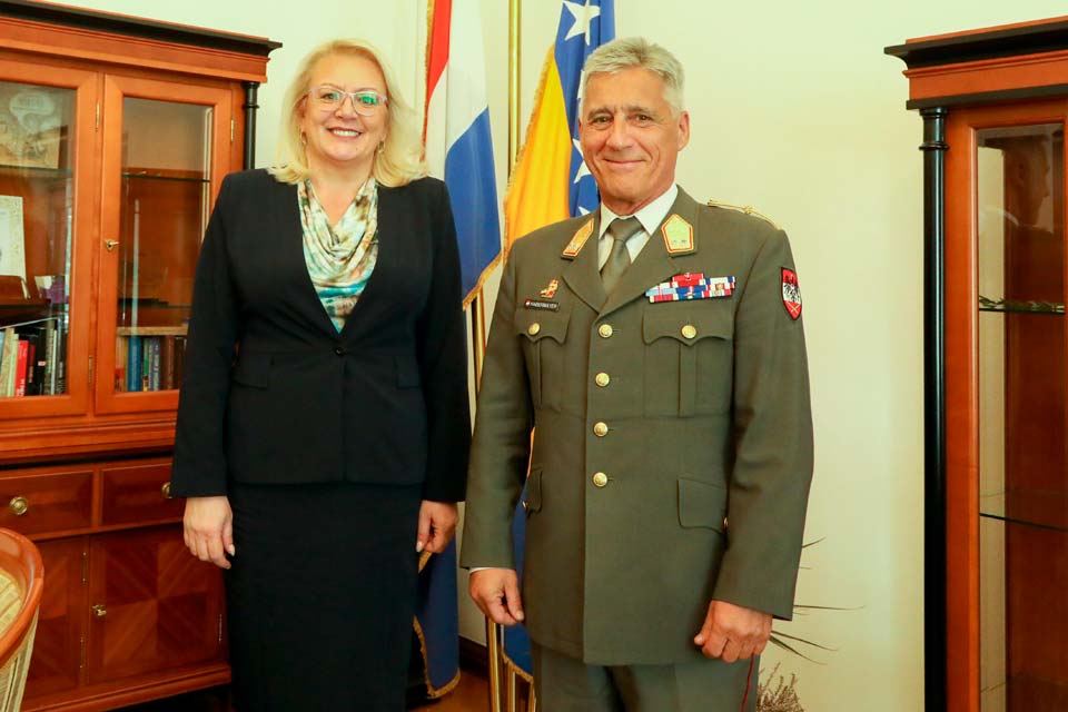 COM EUFOR met with the President of the Federation of Bosnia and Herzegovina