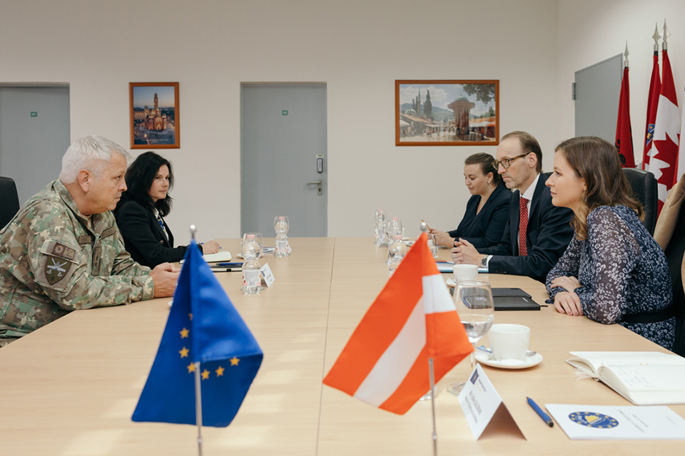 Strengthening Ties: Austria Visits Camp Butmir