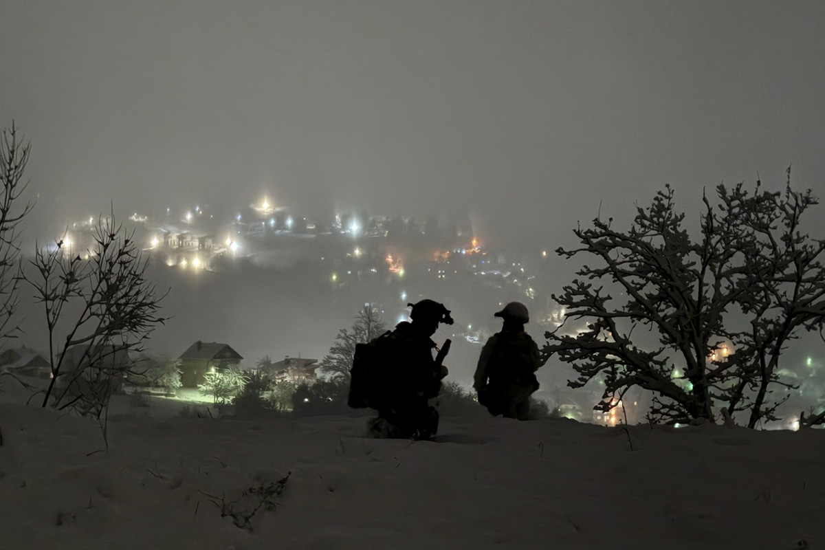 EUFOR Soldiers Push Their Limits in Day & Night Training