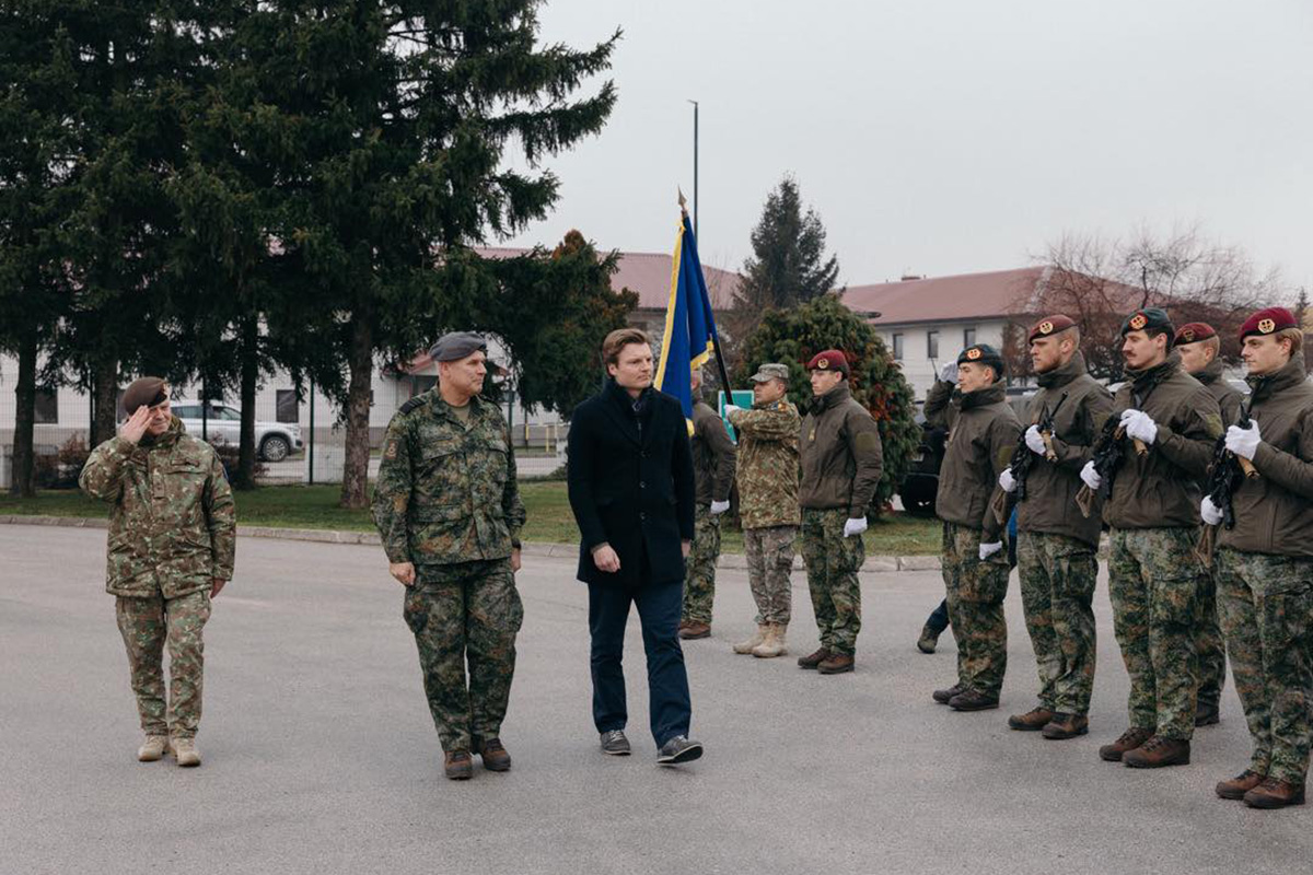 Deepening Military Cooperation with the Netherlands