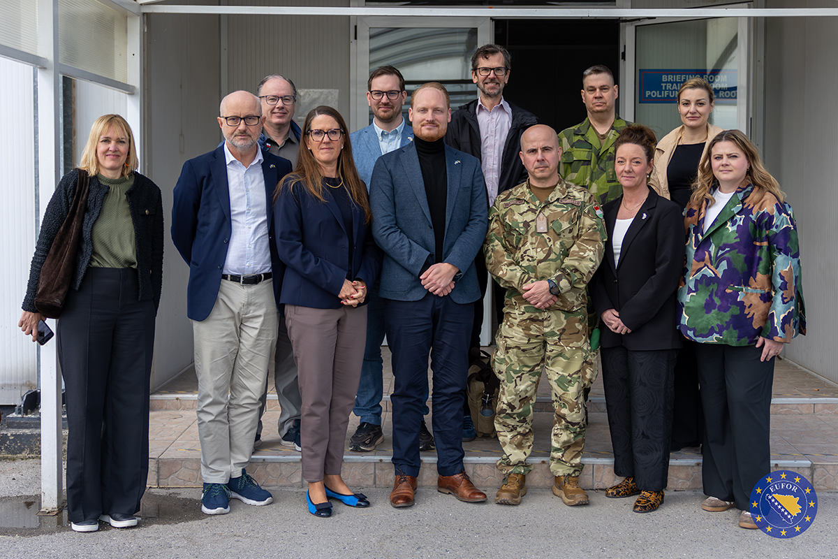 Swedish Parliament Foreign Affairs Committee Visits EUFOR at Camp Butmir