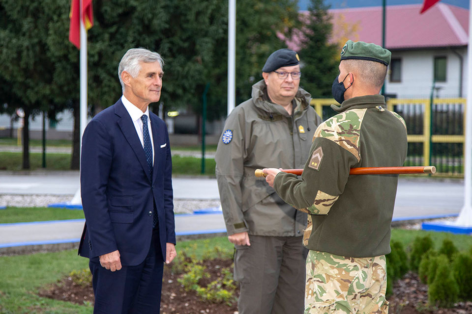 EUFOR Commander met with the newly appointed foreign minister of Austria