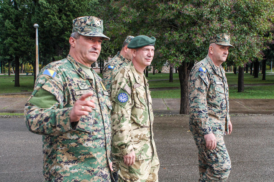 COS EUFOR visits 4th Brigade of the AFBiH