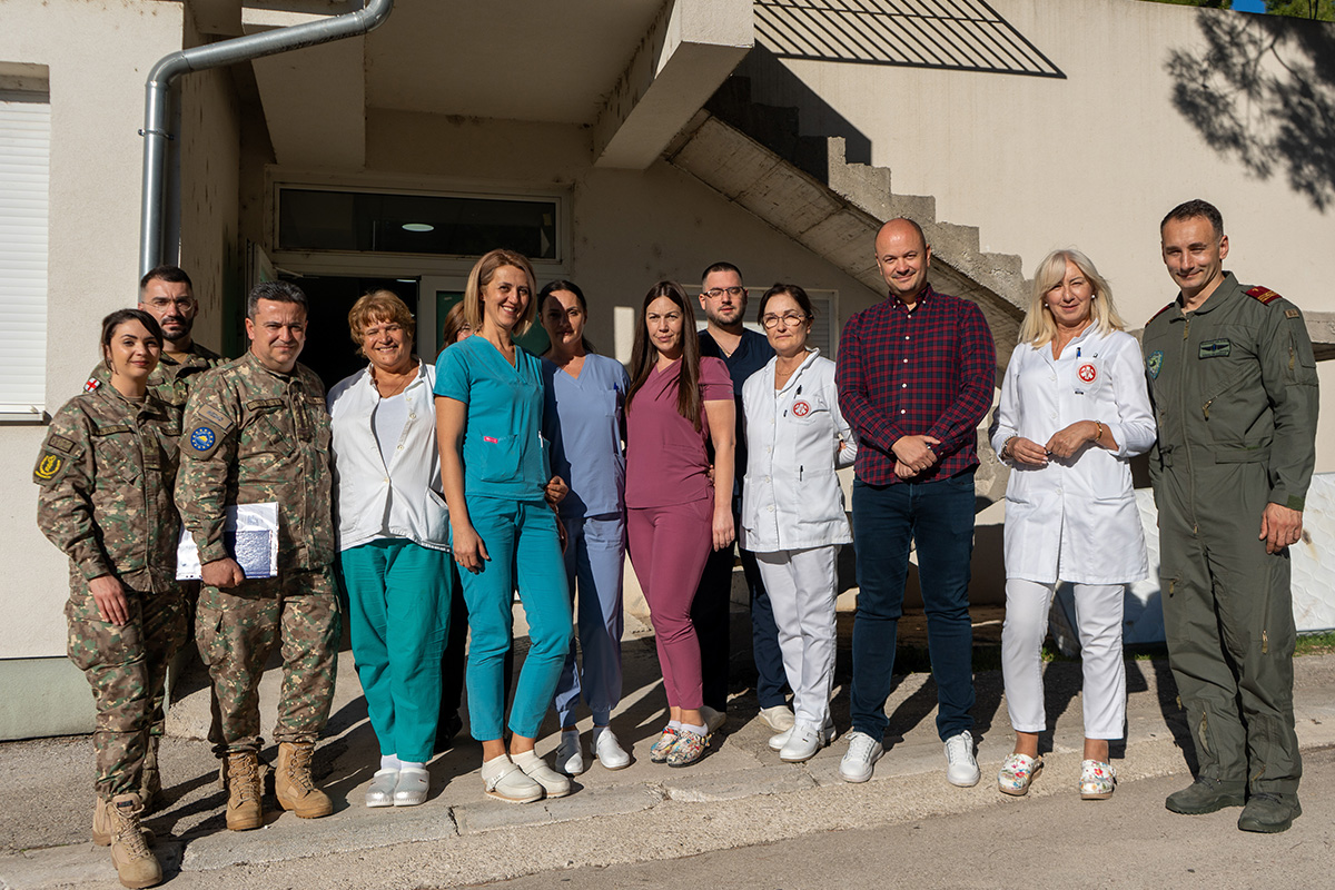 EUFOR Medical Team Visits Trebinje Hospital