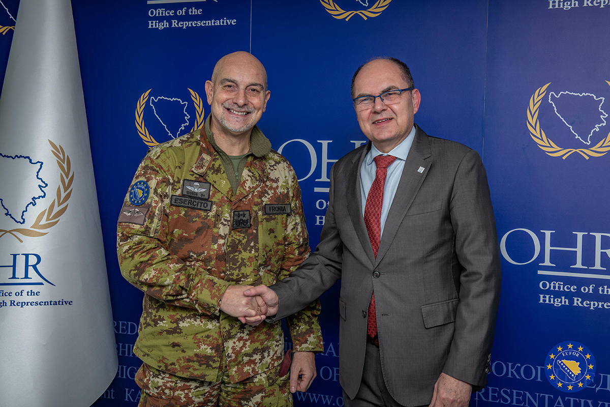 COM EUFOR met with High Representative Christian Schmidt