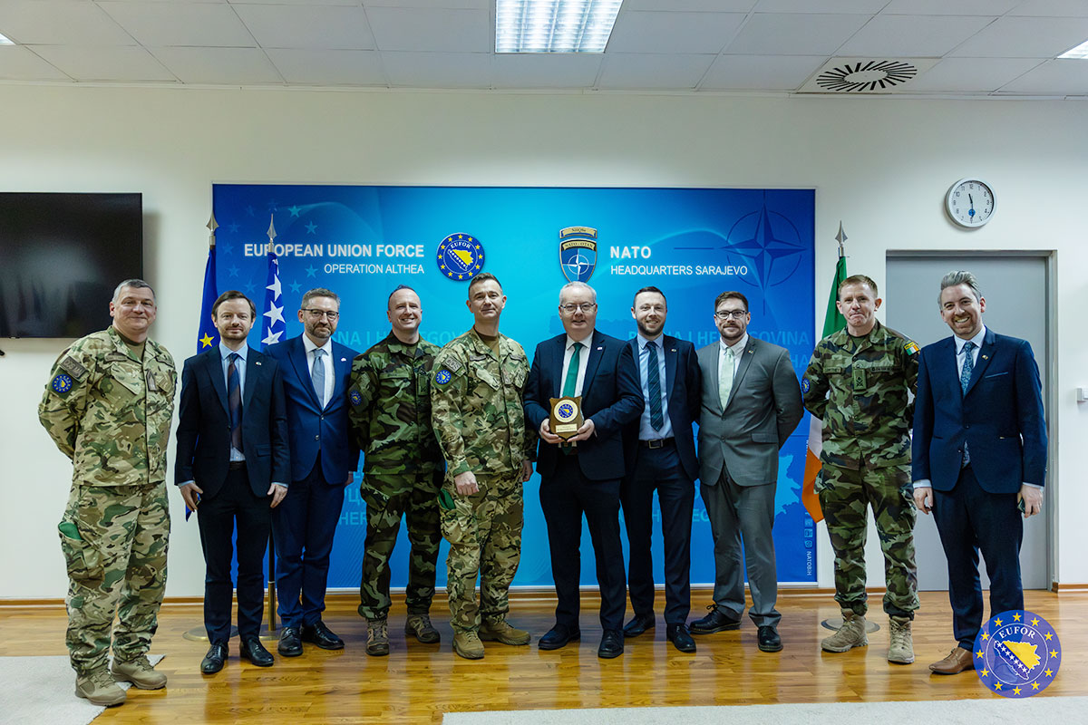 EUFOR Praises Irish Contingent as Minister Moynihan Visits Camp Butmir